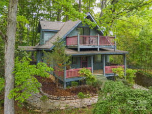 318 Sandsridge Way Waynesville, NC 28785