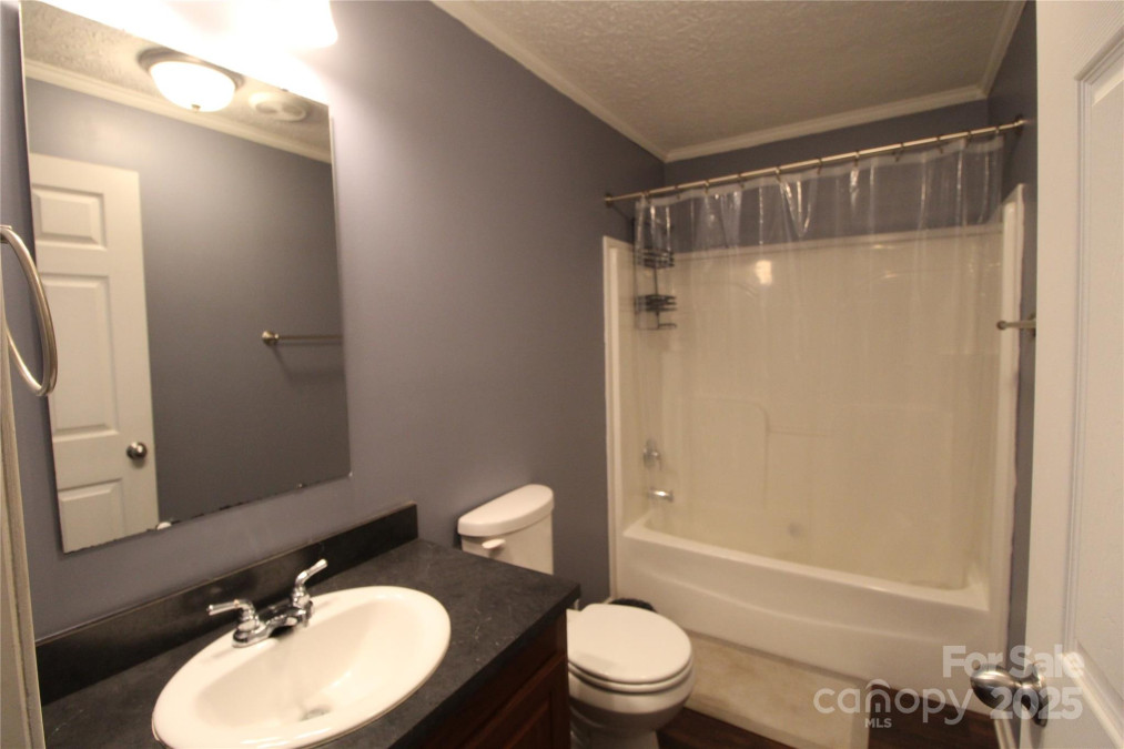 2310 Alfred Hartley Rd Lenoir, NC 28645