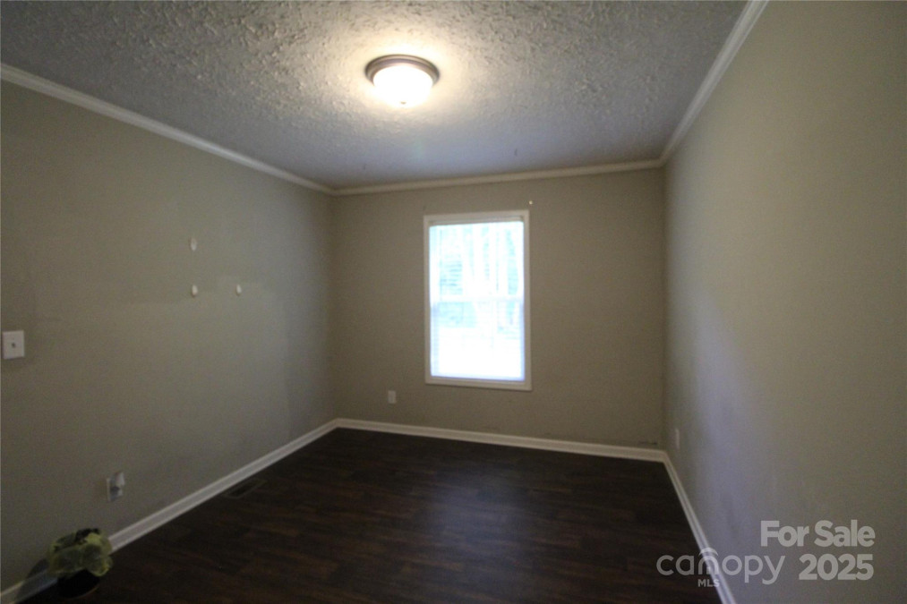 2310 Alfred Hartley Rd Lenoir, NC 28645