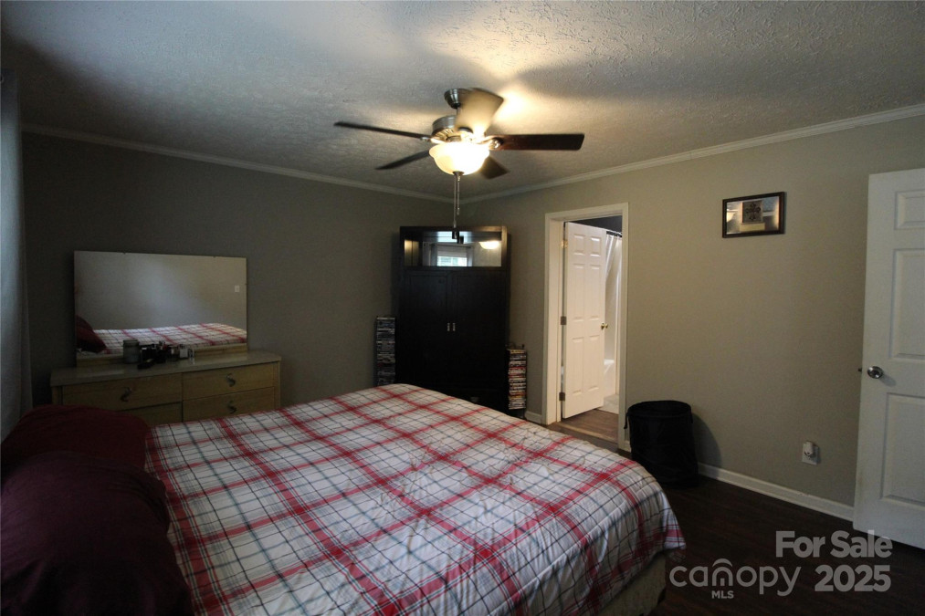 2310 Alfred Hartley Rd Lenoir, NC 28645