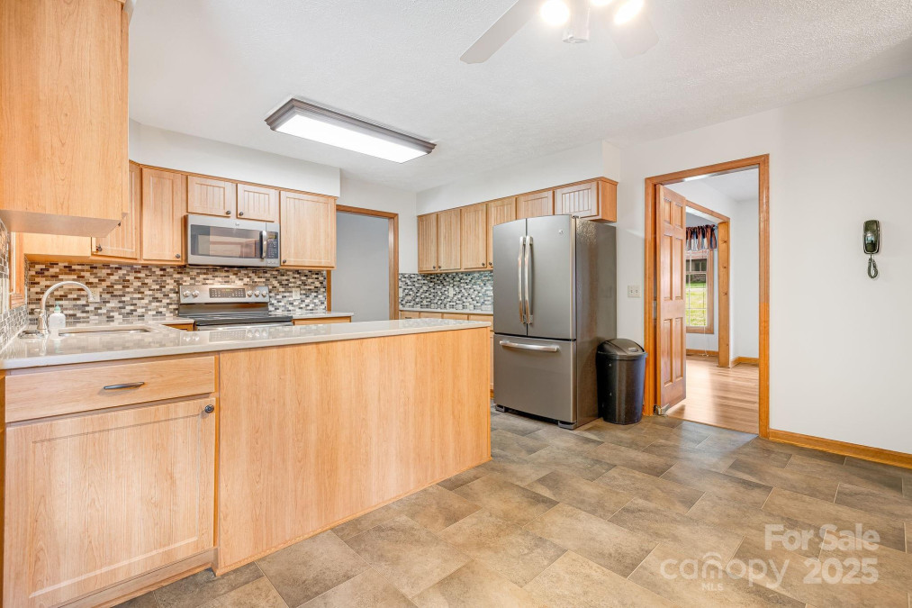 41 Morgan Branch Estate Candler, NC 28715