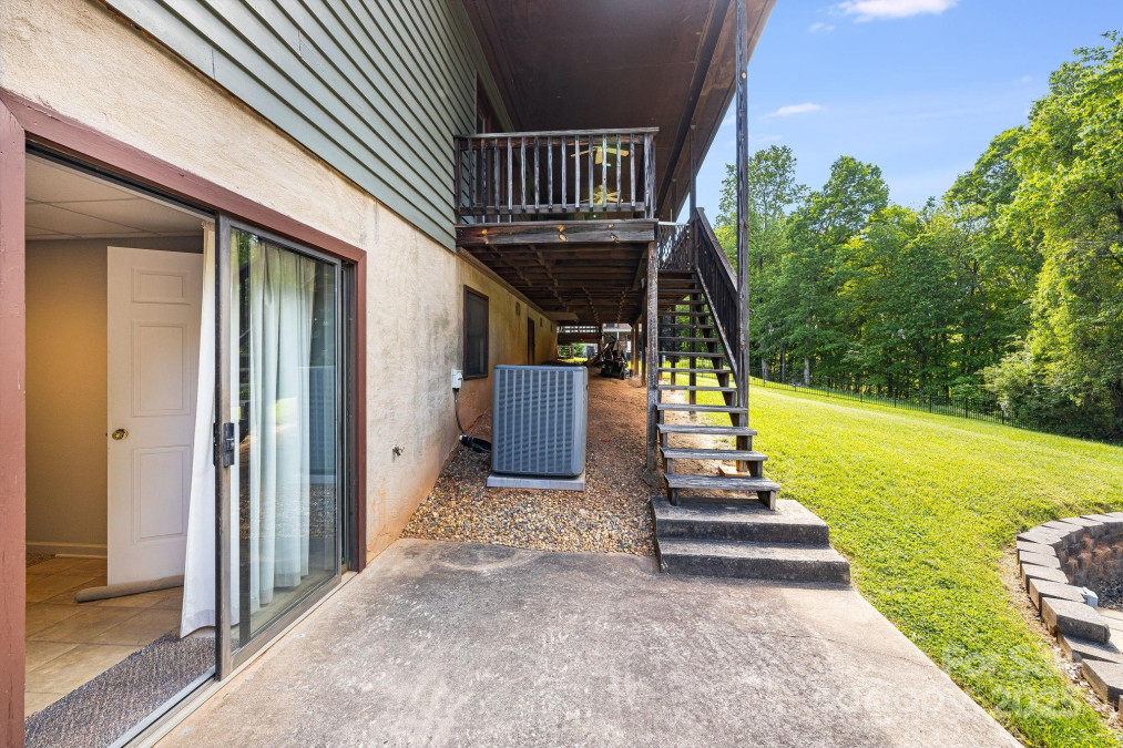 41 Morgan Branch Estate Candler, NC 28715