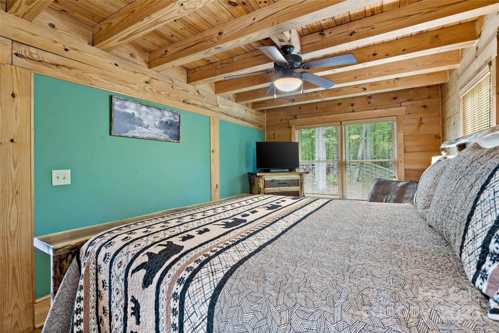 77 Pepperwood Dr Marion, NC 28752