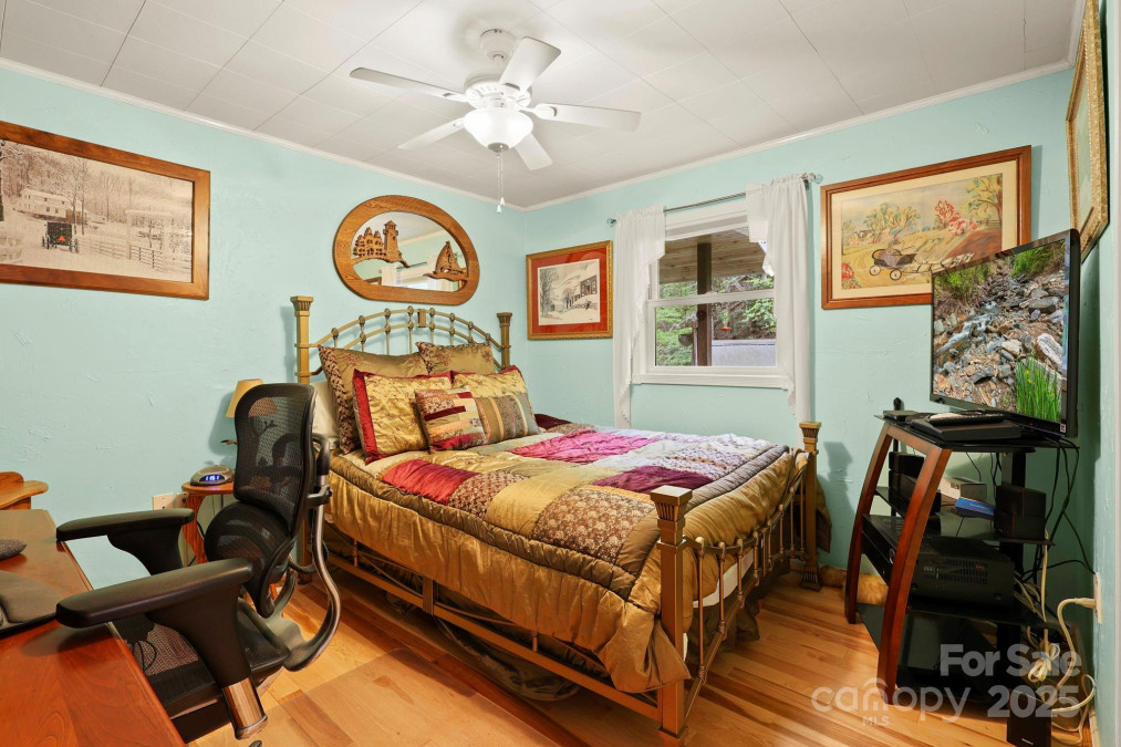 751 Millers Pond Ln Boone, NC 28607