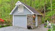 751 Millers Pond Ln Boone, NC 28607