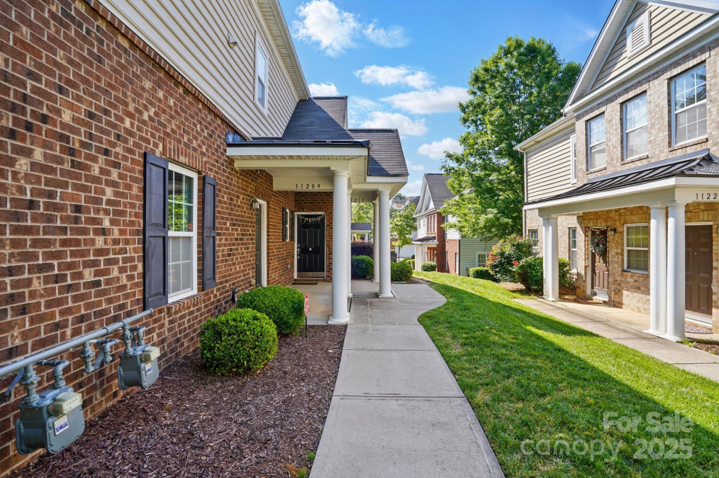 11209 Lazio Ln Charlotte, NC 28277