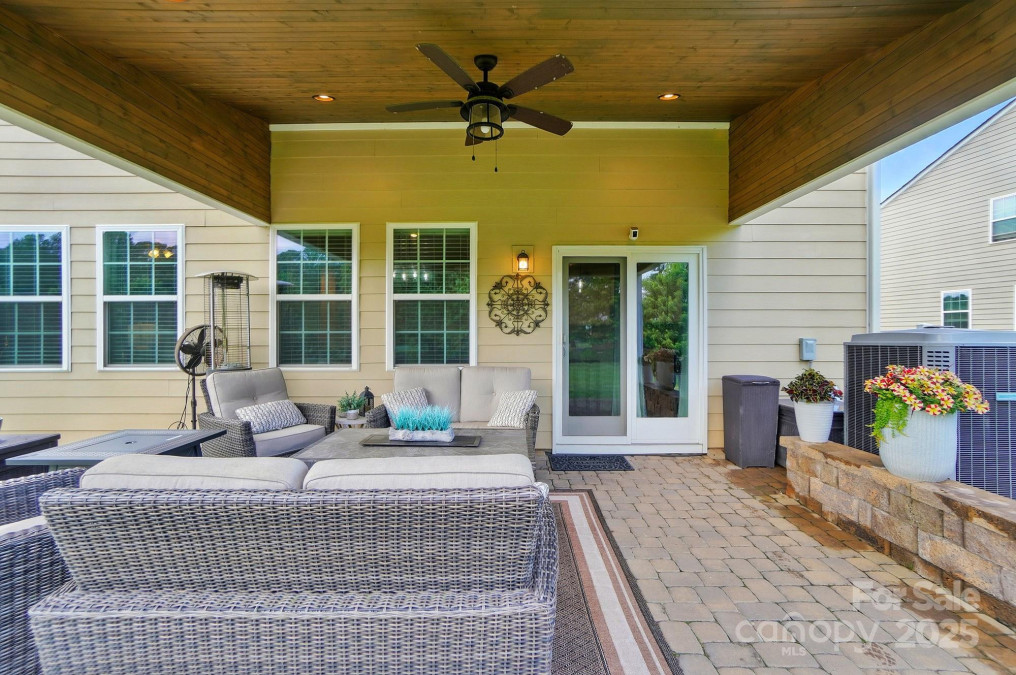 14316 Baytown Ct Charlotte, NC 28078