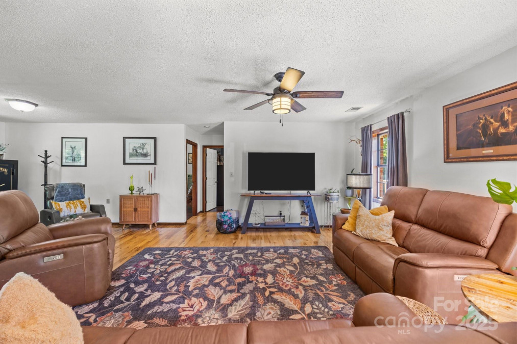 425 Troutman Rd Rockwell, NC 28138