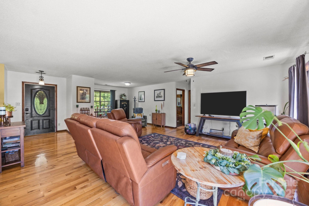 425 Troutman Rd Rockwell, NC 28138