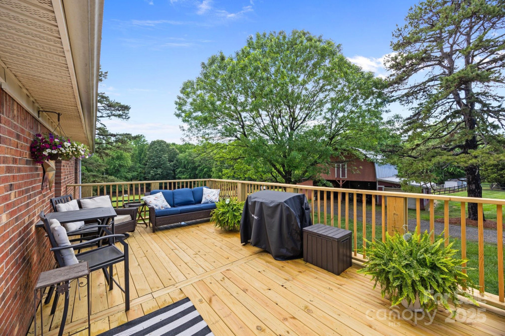425 Troutman Rd Rockwell, NC 28138