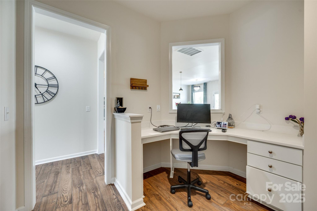 16008 Weeping Valley Dr Fort Mill, SC 29715
