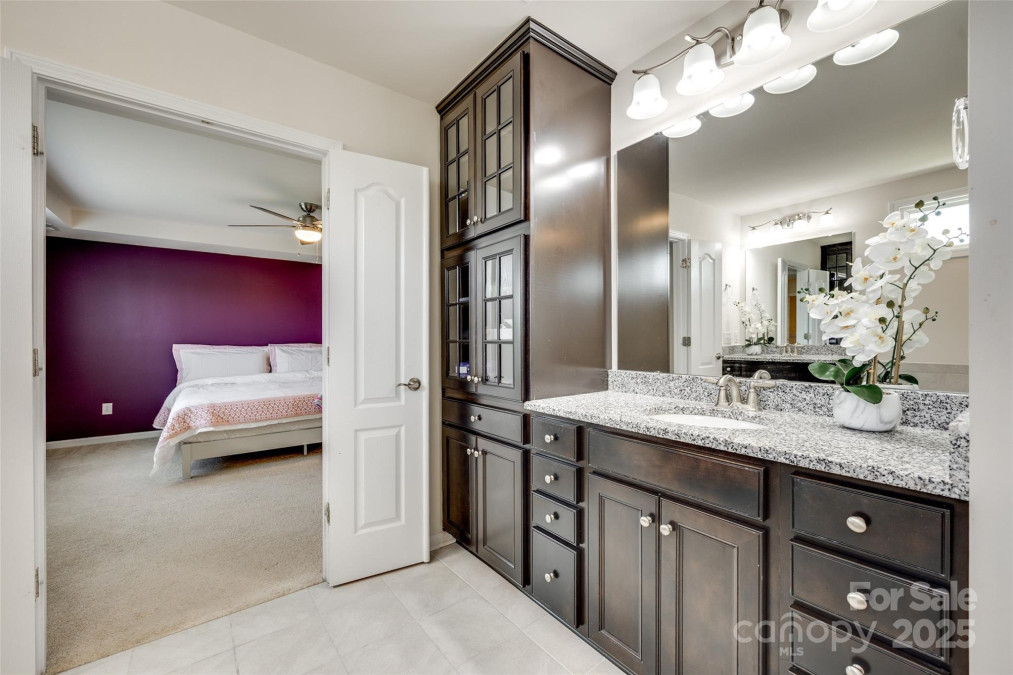 16008 Weeping Valley Dr Fort Mill, SC 29715