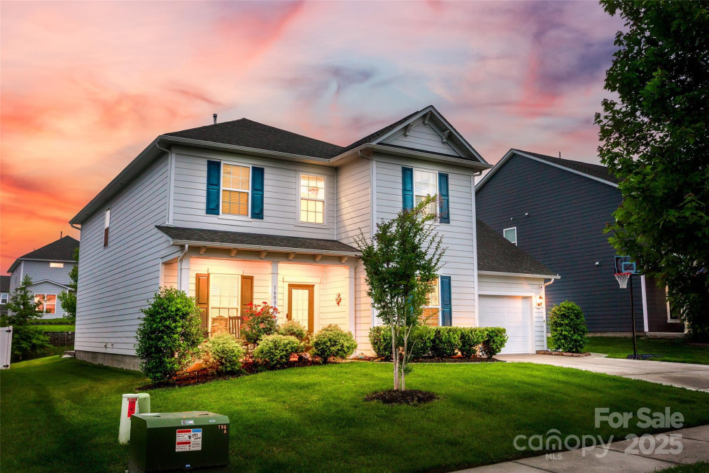 16008 Weeping Valley Dr Fort Mill, SC 29715