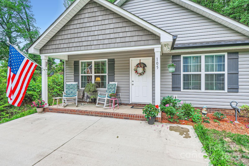105 17th St Salisbury, NC 28144