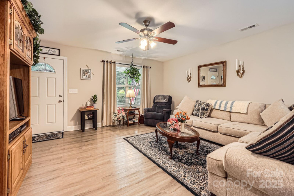 105 17th St Salisbury, NC 28144