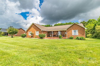 4470 Bandys Cross Rd Claremont, NC 28610