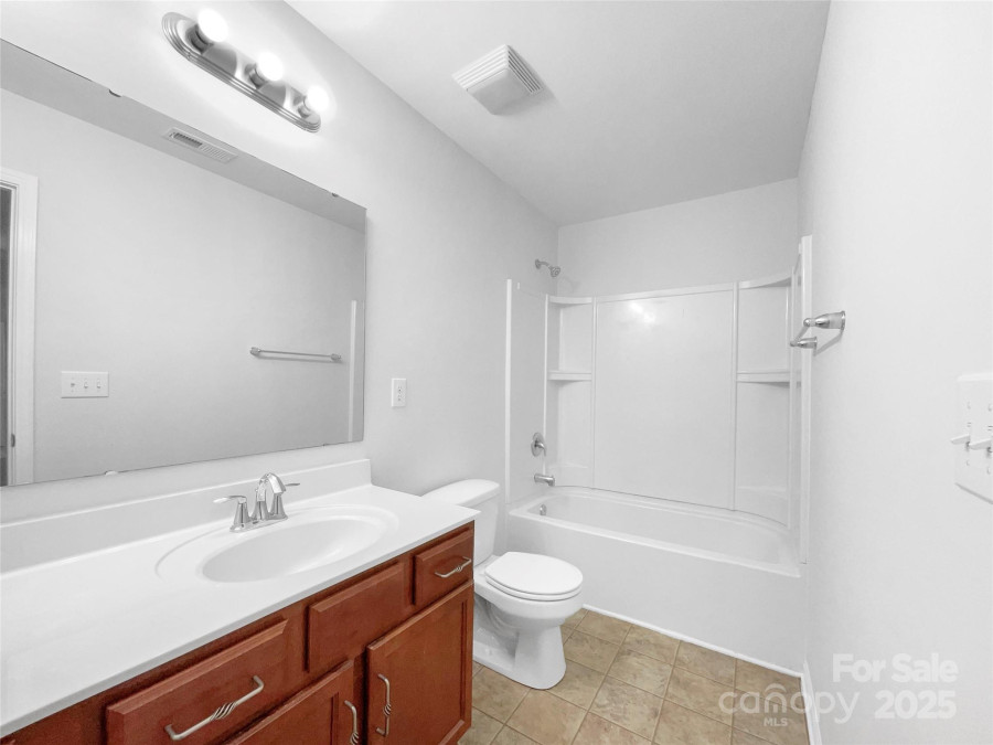 1814 Tradd Ave Clover, SC 29710