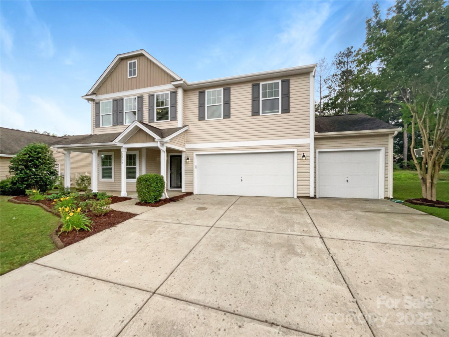 1814 Tradd Ave Clover, SC 29710