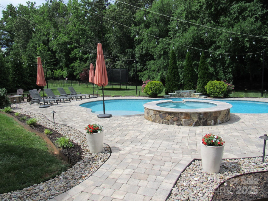 112 Shore Dr Belmont, NC 28012