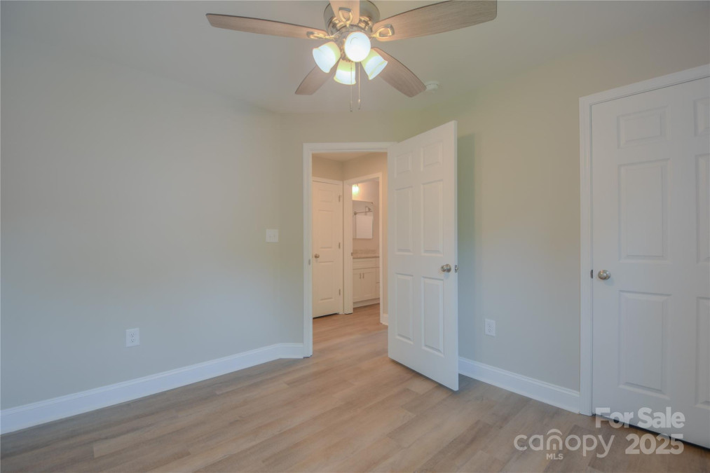 407 Chambers St Statesville, NC 28677