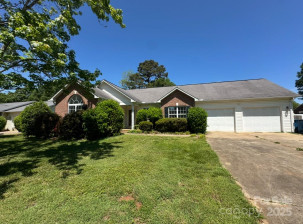 3240 St Vincent Dr Claremont, NC 28610