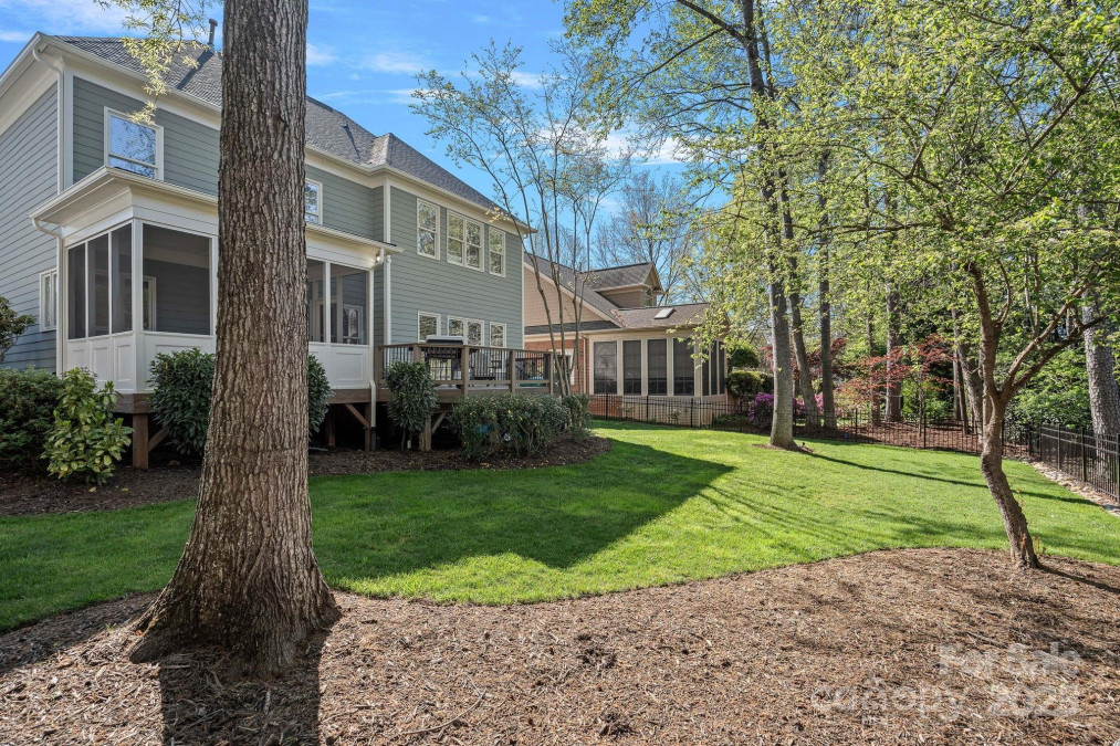 19679 Wooden Tee Dr Davidson, NC 28036