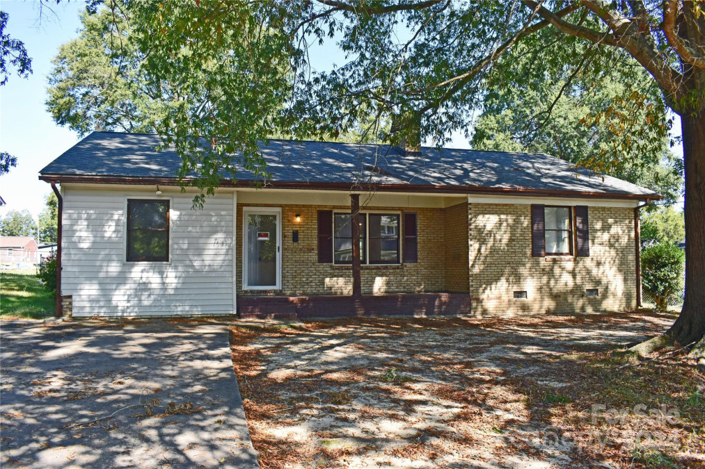 103 Bills Ave Cherryville, NC 28021