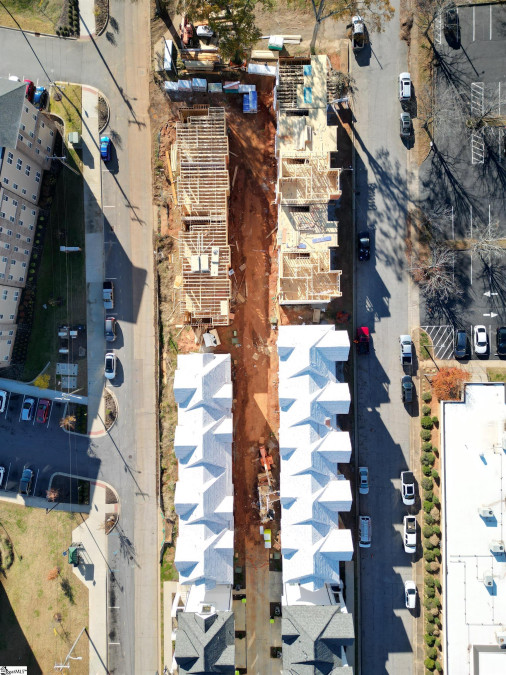 26 Claussen , Greenville, SC 29601 MLS 1486573