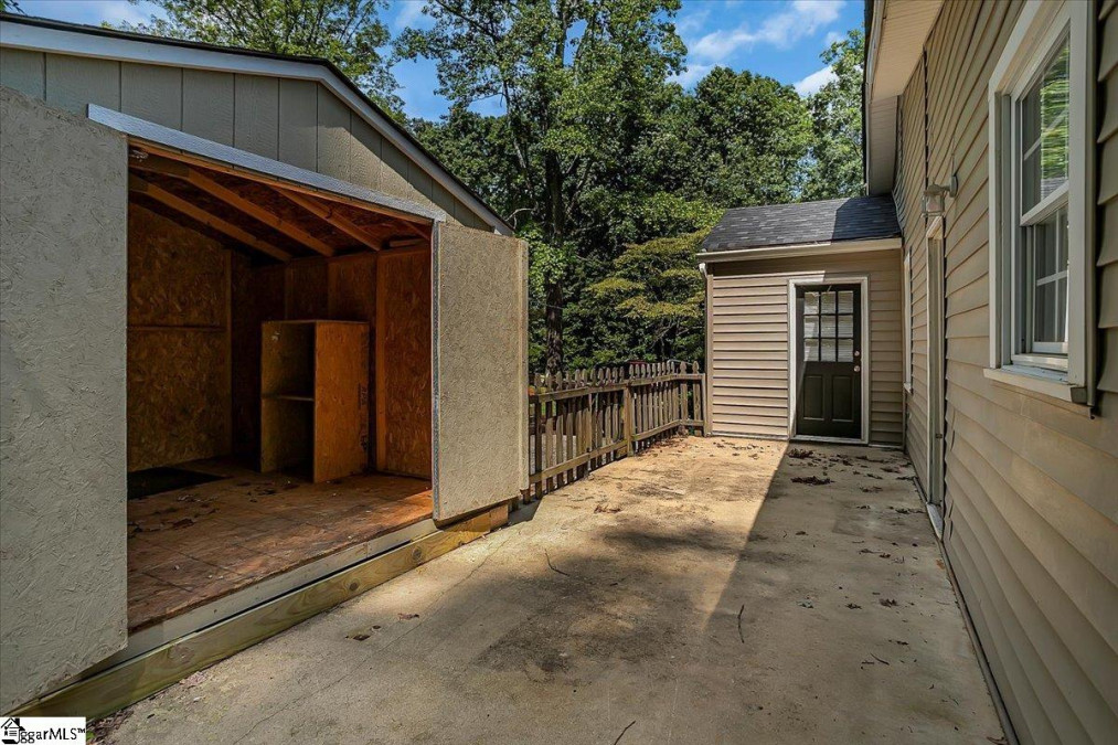 48 Brookside  Greenville, SC 29609