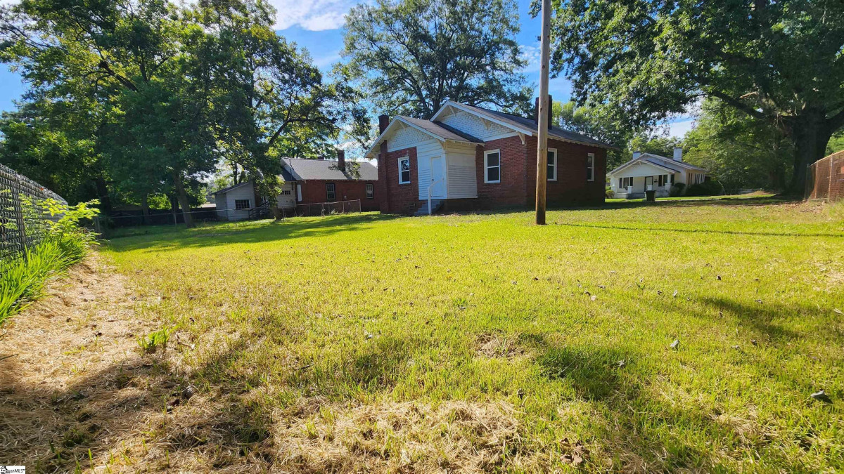 605 Willow , Gaffney, SC 29340 MLS 1507400