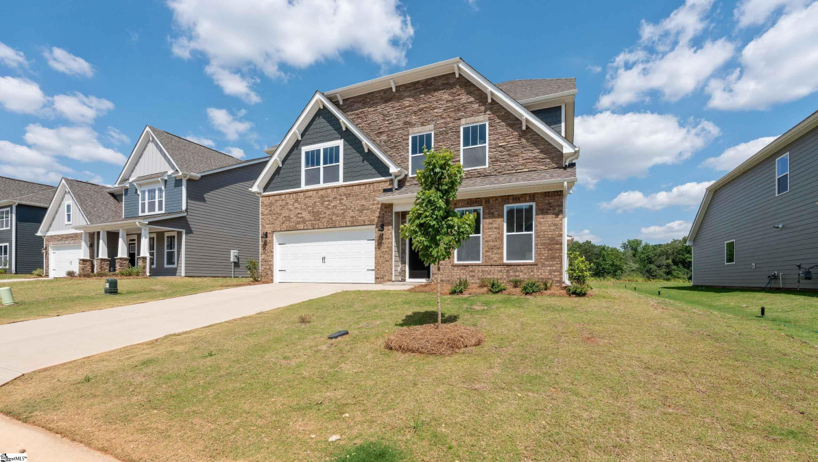 5652 Wellsley  Boiling Springs, SC 29316