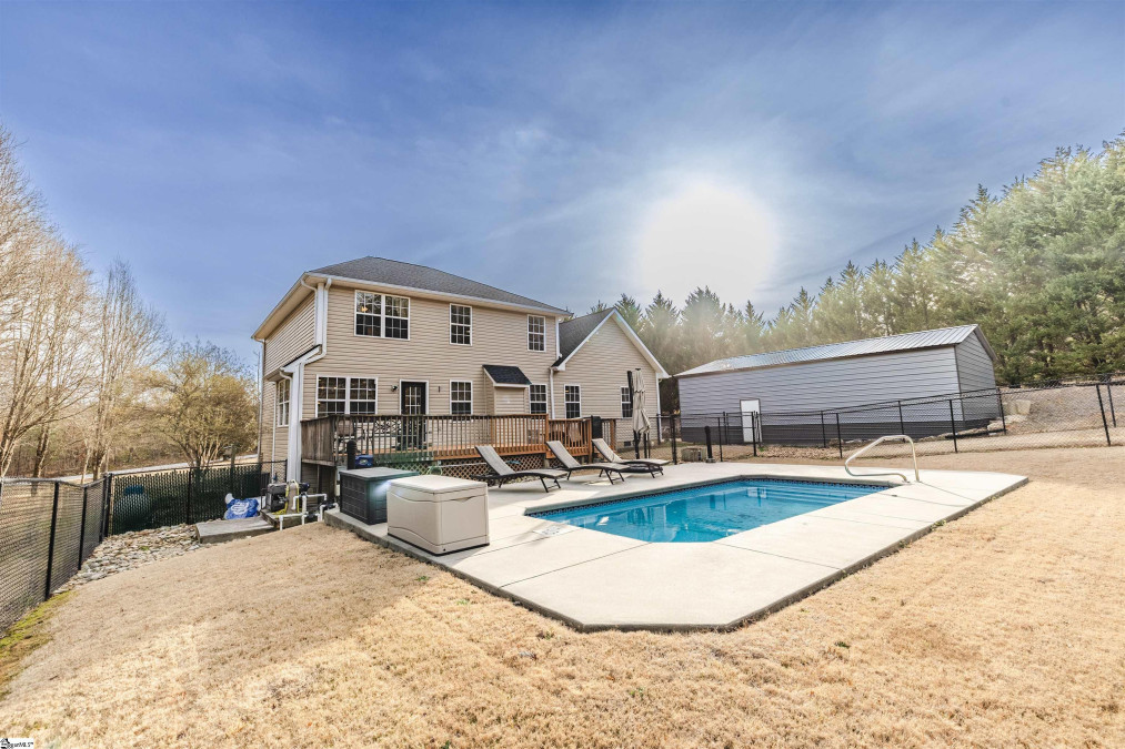 506 Woodheights  Travelers Rest, SC 29690