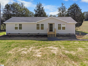 2485 Riddle Town Gray Court, SC 29645