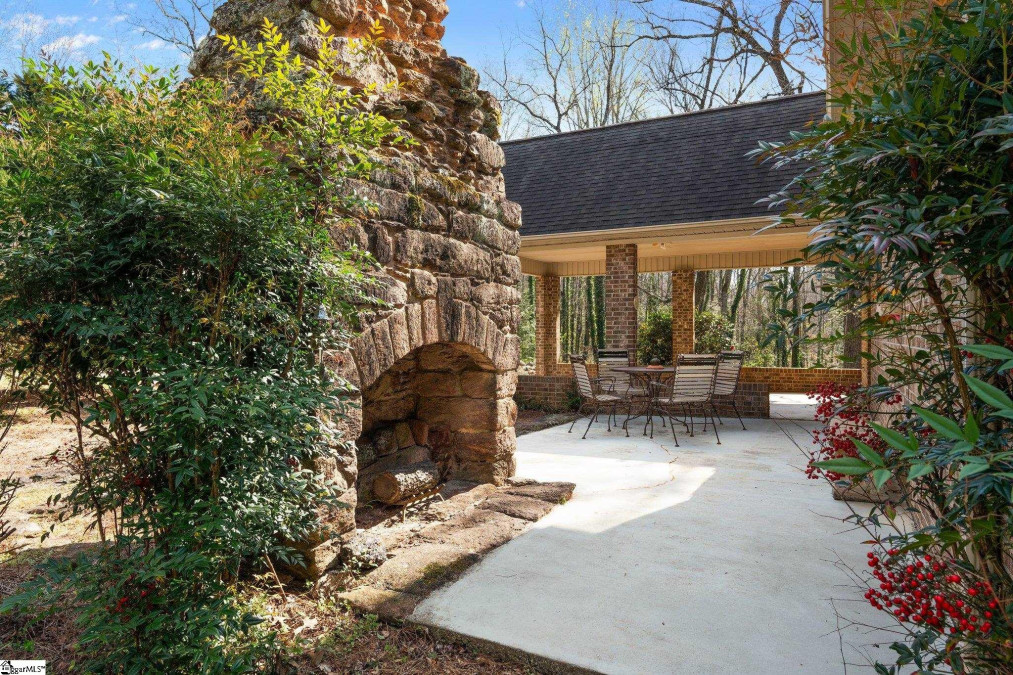 76 Honeysuckle  Greenville, SC 29609