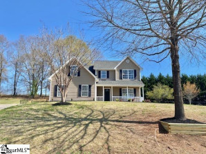 5 Country Knolls Greer, SC 29651