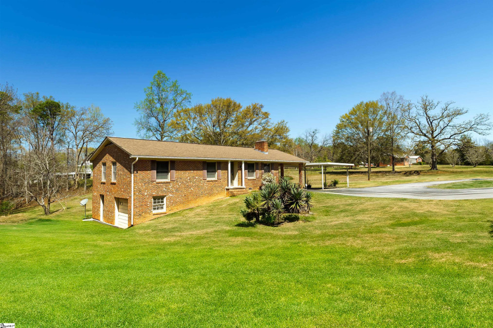 850 Forest  Jonesville, SC 29353