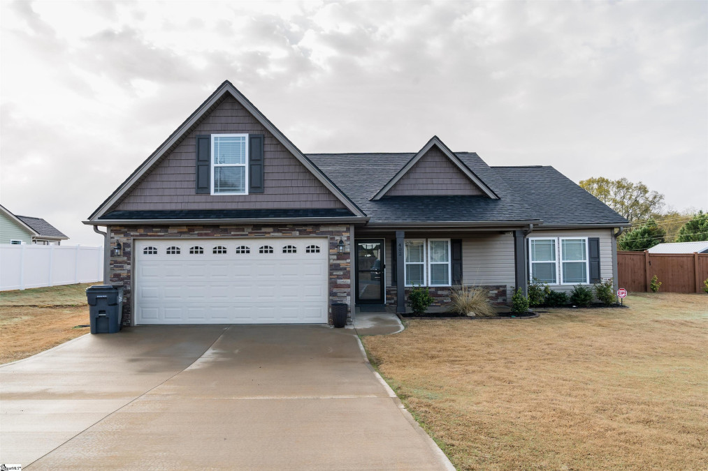 402 Newfield  Lyman, SC 29365