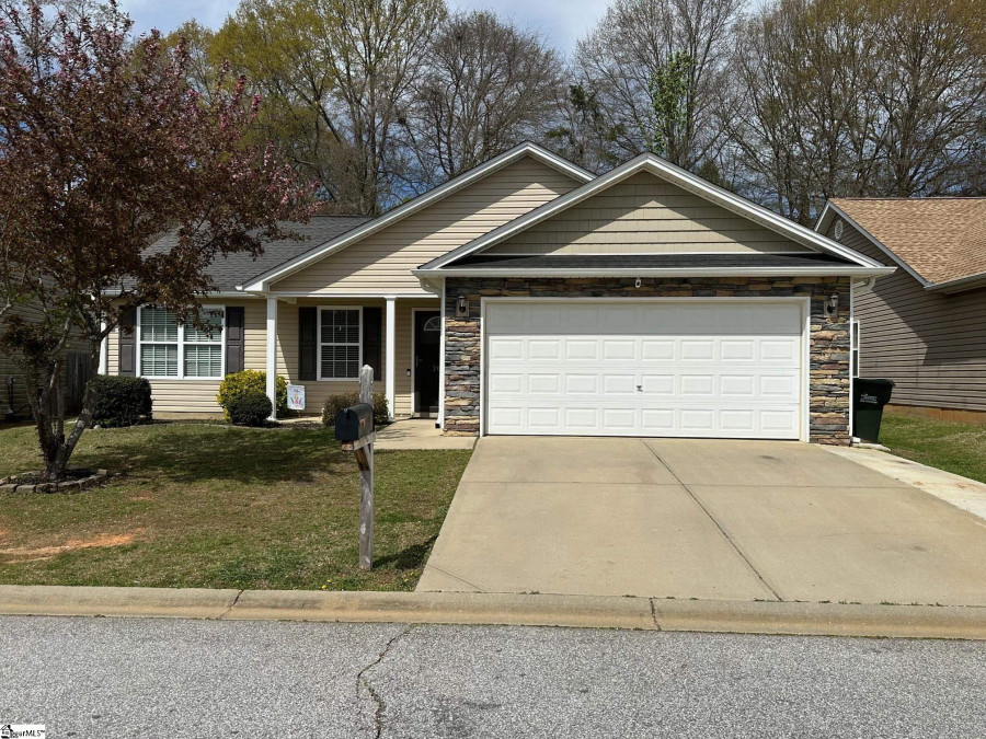 207 Cassidy  Simpsonville, SC 29680