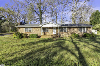 120 Woodland  Starr, SC 29684