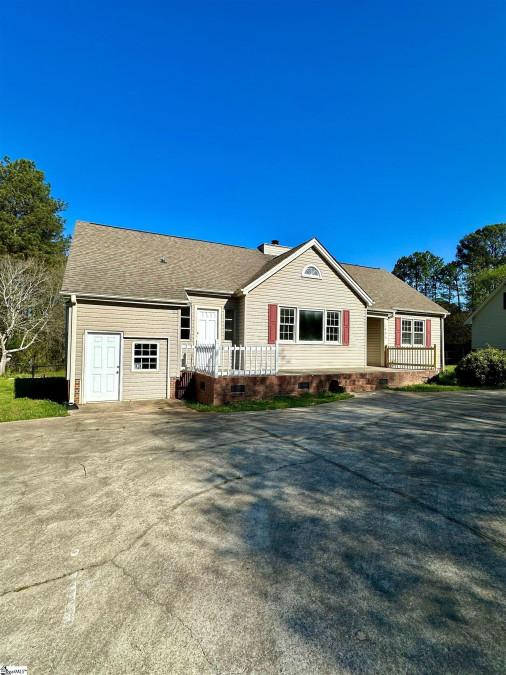 1405 Old Ivy Anderson, SC 29621