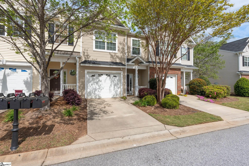 38 Bay Springs Simpsonville, SC 29681