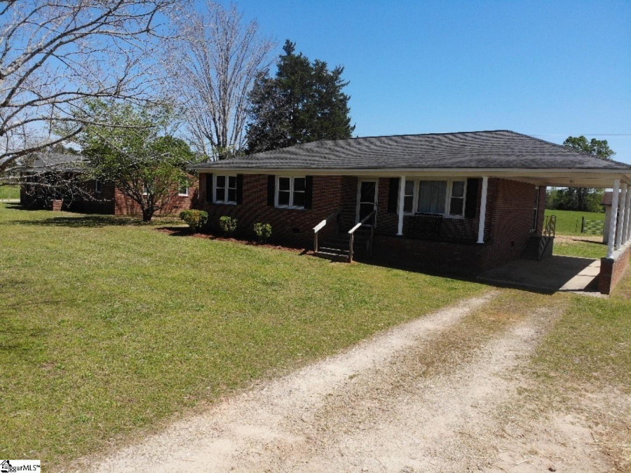 325 Byrnes  Joanna, SC 29351