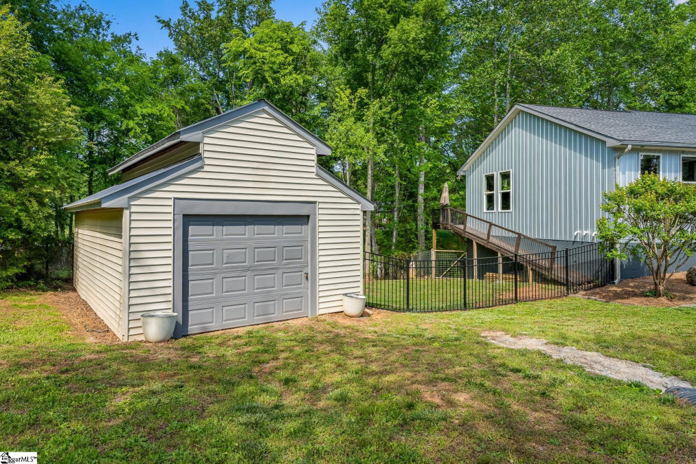 5036 King  Anderson, SC 29621