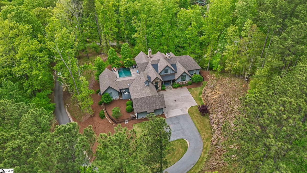 133 Big Creek Six Mile, SC 29682