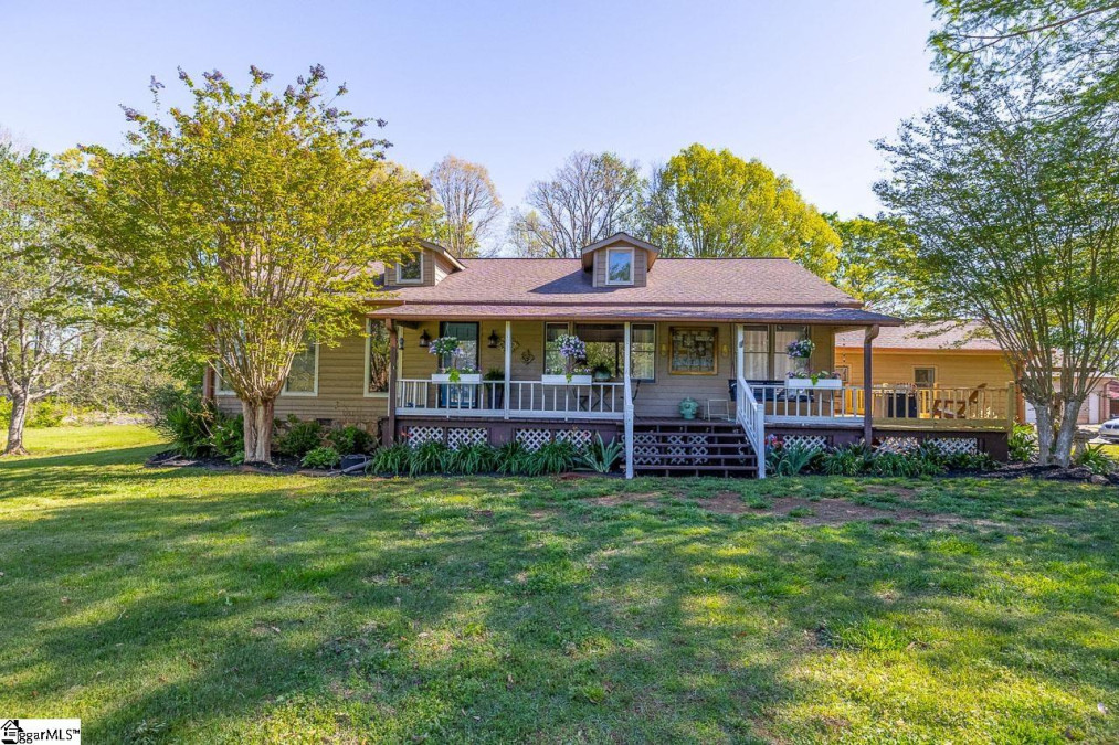 1777 Brockman Mcclimon Greer, SC 29651