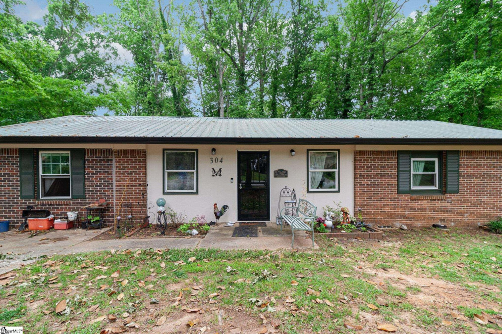 304 Brookhaven  Anderson, SC 29624