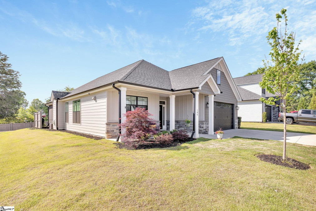 104 Stanbury  Clemson, SC 29631