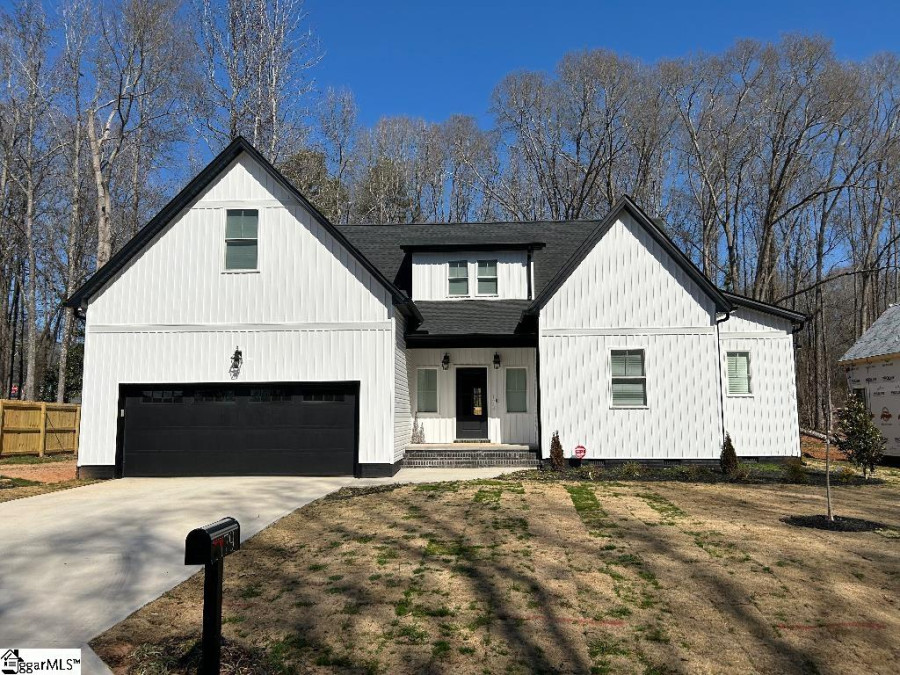 179 Eastbrook  Woodruff, SC 29388