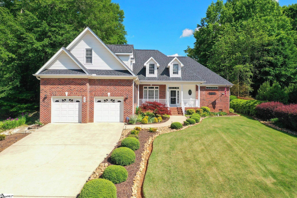 300 Dunrobin  Simpsonville, SC 29681