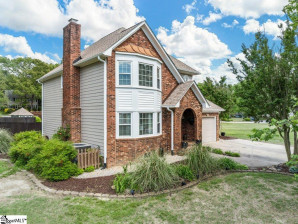 25 Woodview  Taylors, SC 29687